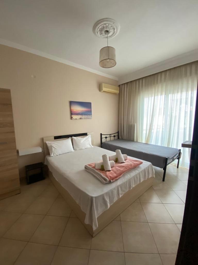 Ammos Apartments เนอา คาร์วาลี ภายนอก รูปภาพ