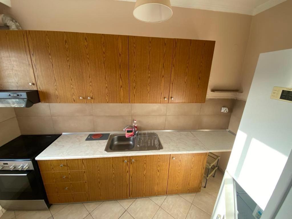 Ammos Apartments เนอา คาร์วาลี ภายนอก รูปภาพ
